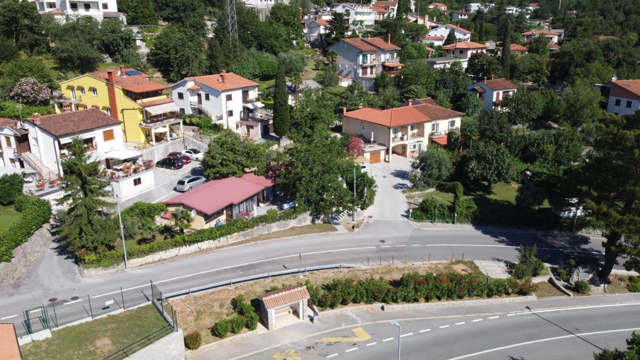 Apartments Branka Moscenicka Draga Bagian luar foto