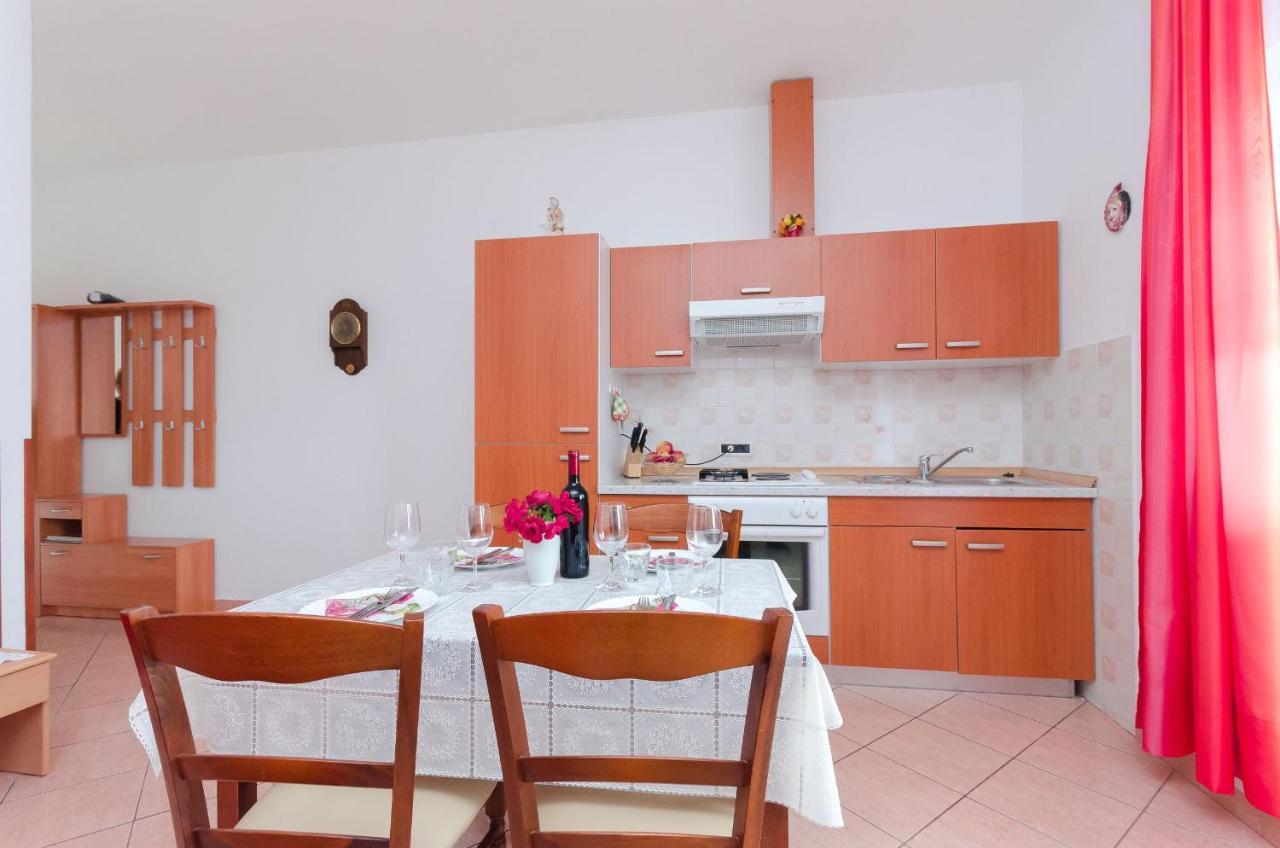 Apartments Branka Moscenicka Draga Bagian luar foto