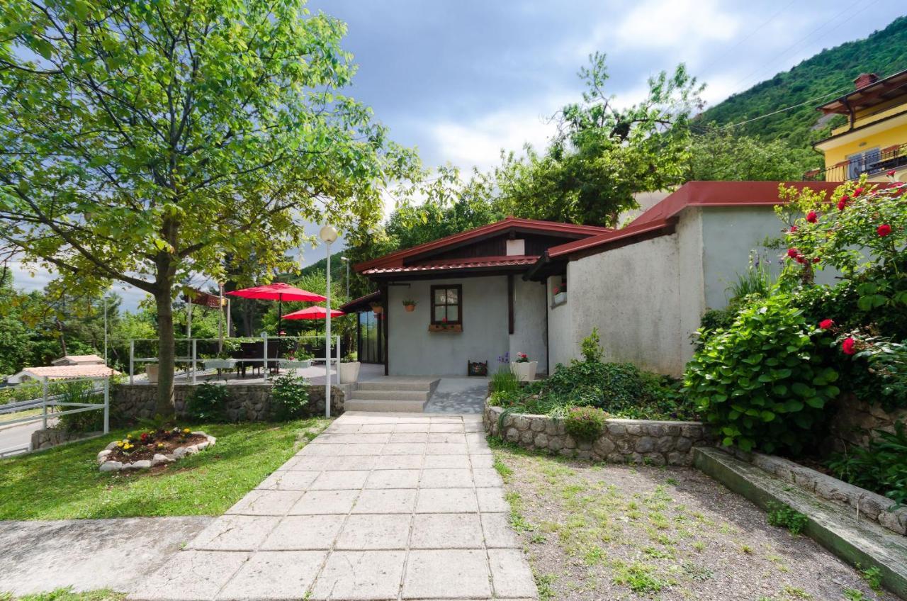 Apartments Branka Moscenicka Draga Bagian luar foto