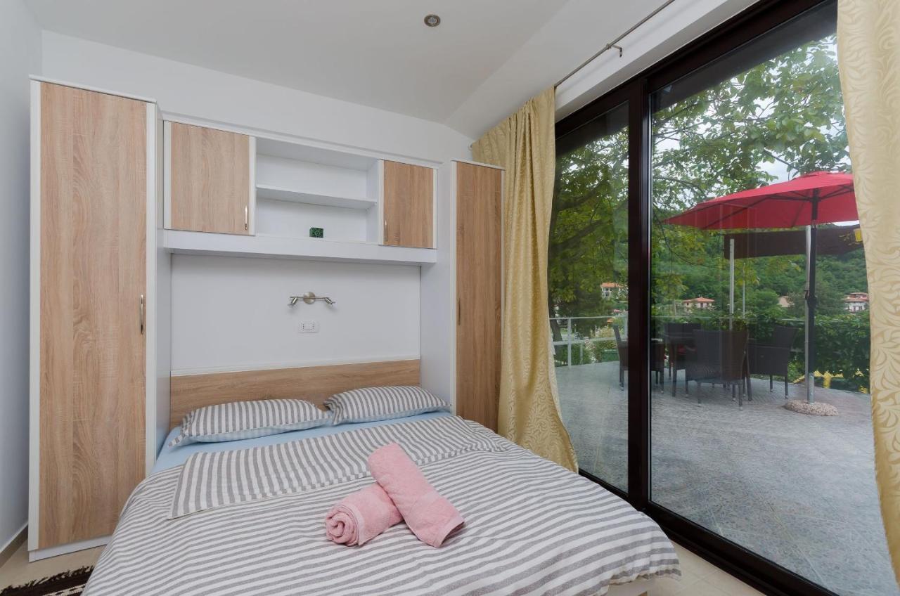 Apartments Branka Moscenicka Draga Bagian luar foto