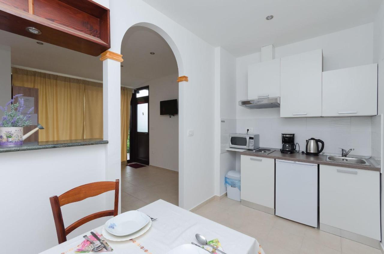 Apartments Branka Moscenicka Draga Bagian luar foto