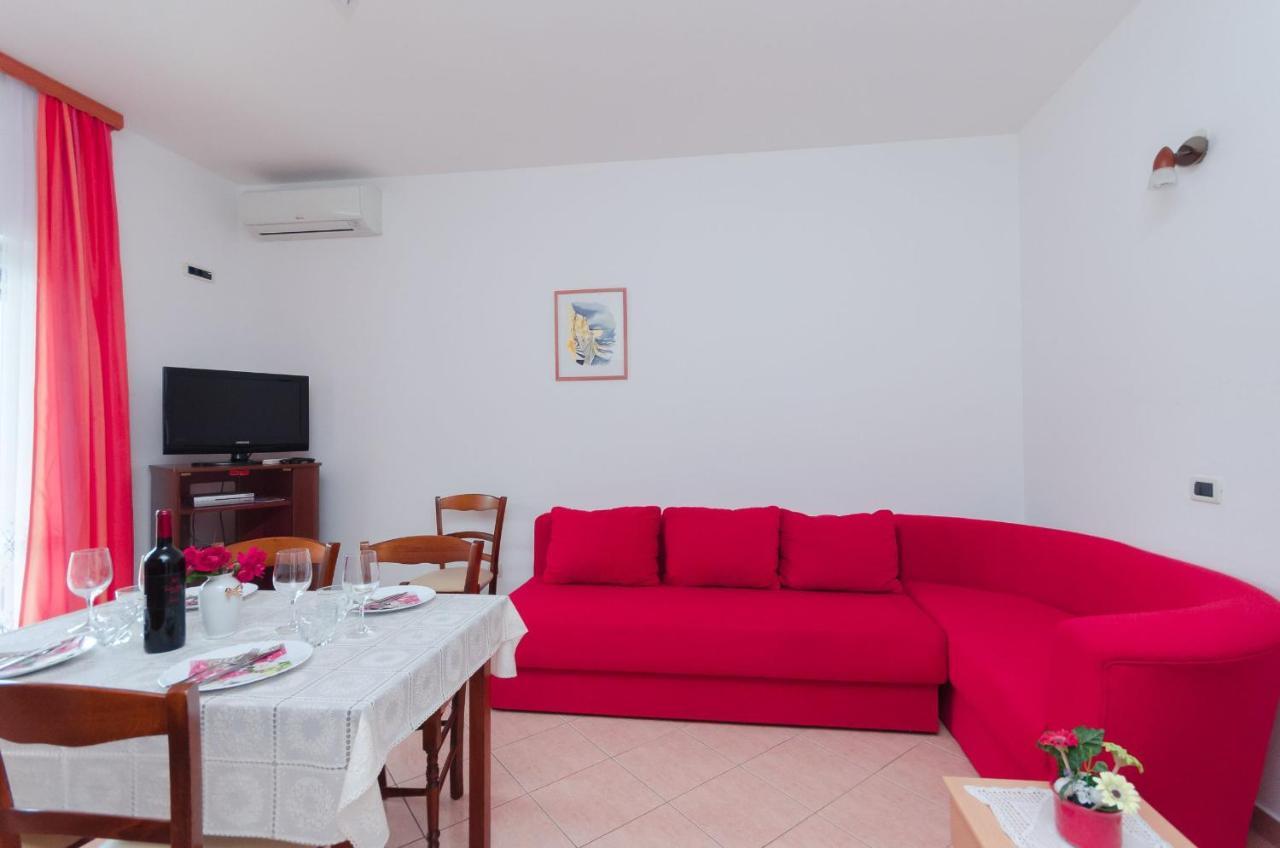 Apartments Branka Moscenicka Draga Bagian luar foto