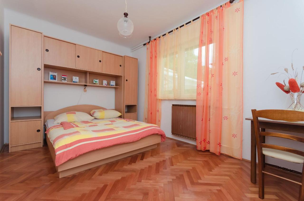 Apartments Branka Moscenicka Draga Bagian luar foto